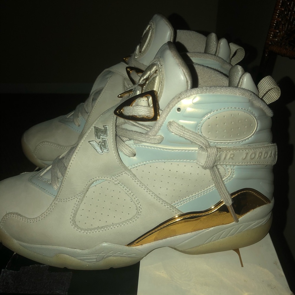 Jordan 8 champagne